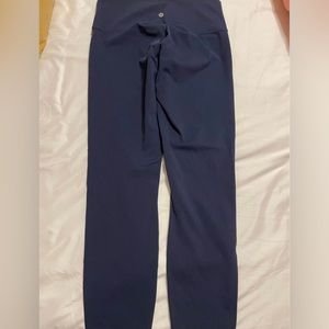 Navy Lulemon leggings 28” length. Pristine condition.